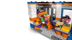 LEGO® Fortnite™ 77076 Durrr Burger restaurant