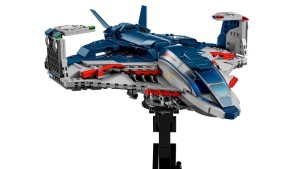 LEGO® Super Heroes 76325 Avengers: Age of Ultron Quinjet