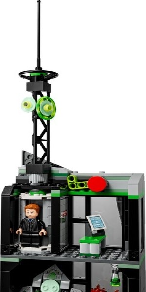 LEGO® Super Heroes 76324 Spider-Man vs. Oscorp