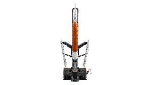 LEGO® Technic 42221 NASA Artemis ruimteraket